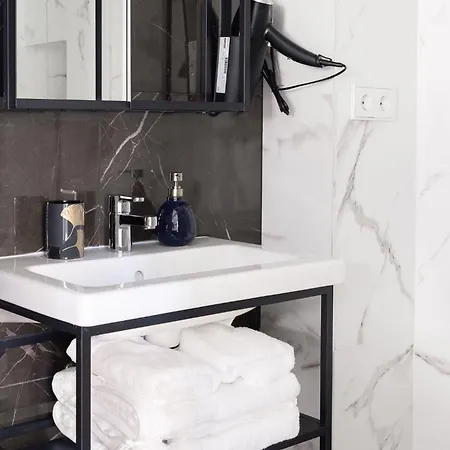 Moderno Estudio En El Casco Viejo De Apartment *